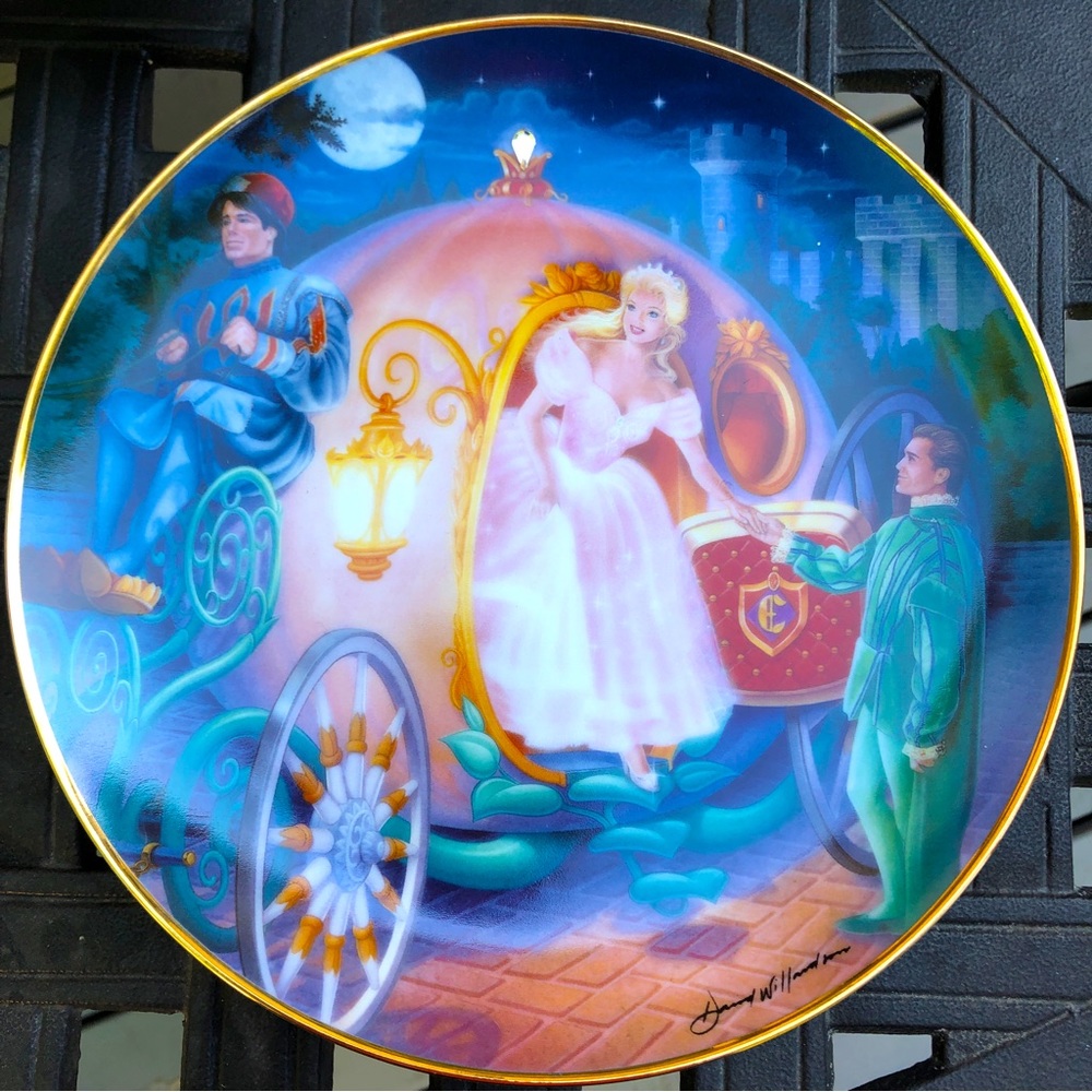 2for$20🟠Cinderella’s magic journey - limited edition collectible plate